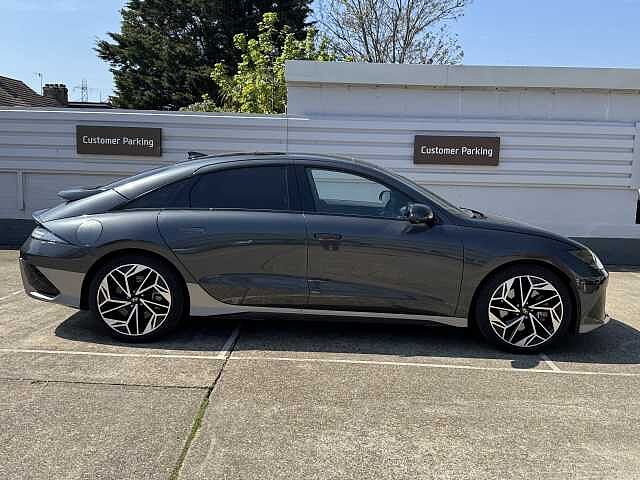 Hyundai IONIQ 6 E (228ps) Ulitmate 77kWh (Single Motor) RWD