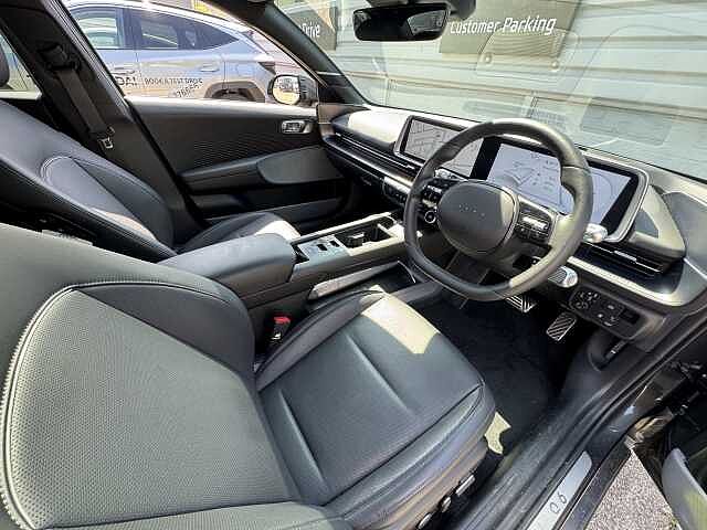 Hyundai IONIQ 6 E (228ps) Ulitmate 77kWh (Single Motor) RWD