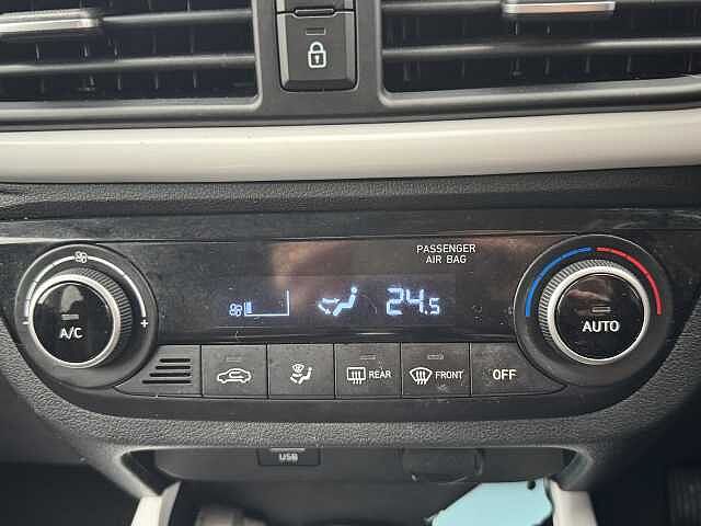 Hyundai i10 1.2 MPi Premium 5dr