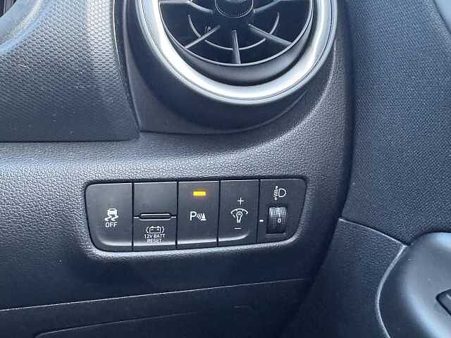 Hyundai KONA 1.6 GDi Hybrid Premium 5dr DCT