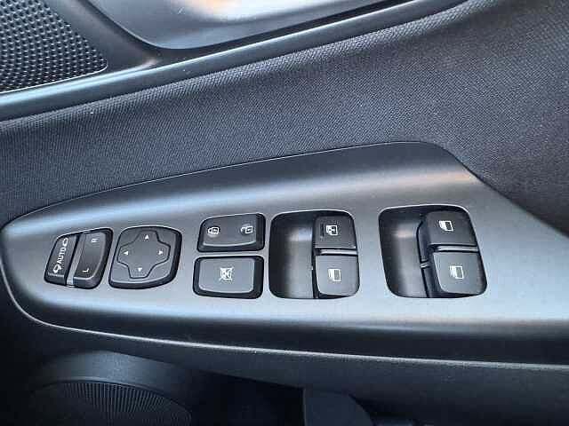 Hyundai KONA 1.6 GDi Hybrid Premium 5dr DCT