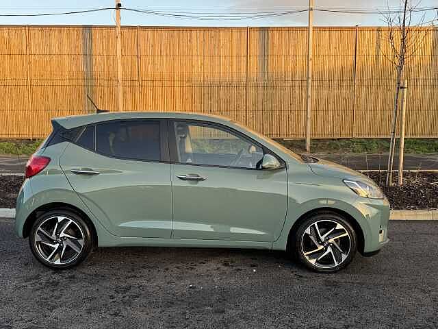 Hyundai i10 1.2 MPi Premium 5dr Auto